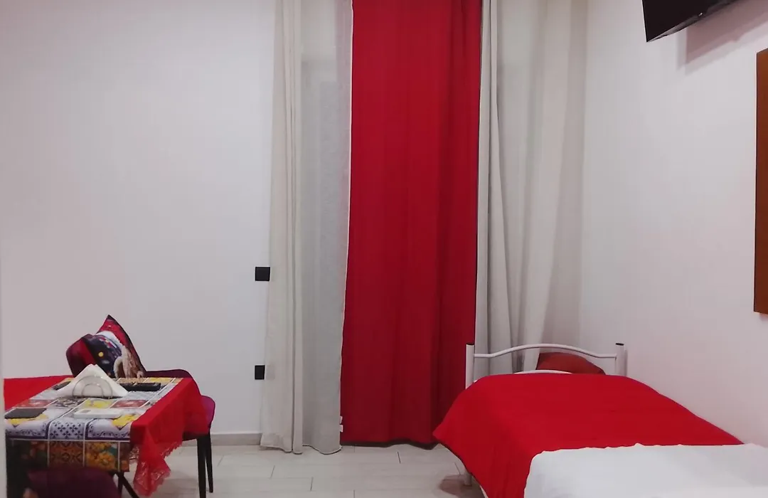 Domus Michaeli B&B Pompei perfetto per famiglie e gruppi Camere confortevoli vicino agli Scavi e al centro-1
